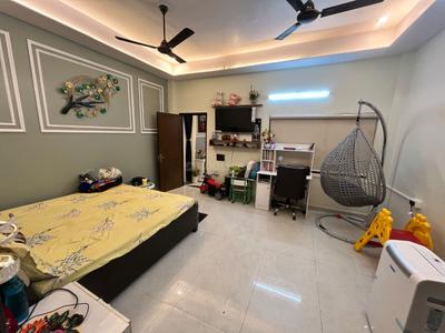 Bedroom Image of 2317 Sq.ft 3.5 BHK Duplex for sale in Atharv Royal Green City, Morta Village Ghaziabad for Rs. 11000000