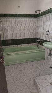 Bathroom Image of 2000 Sq.ft 3 BHK Independent House for rent in Vrindavan Yojana Lucknow for Rs. 25000