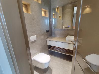 Image of 3564 Sq.ft 4 BHK Builder Floor for sale in Yojana Vihar RWA, Anand Vihar, New Delhi for Rs. 60000000