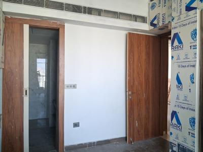 Bedroom Image of 2500 Sq.ft 3 BHK Apartment / Flat for sale in Mahagun Mezzaria, Sector 78 Noida for Rs. 43000000