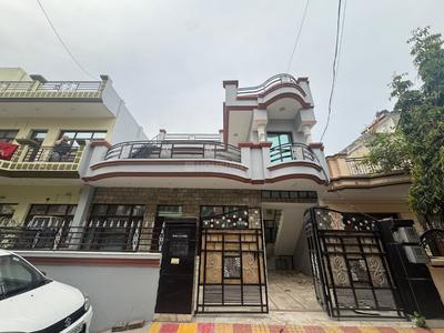 5 BHK Independent House