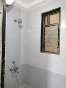 Common Bathroom Two Image of 600 Sq.ft 1 BHK Apartment / Flat for rent in Bharat Vihar New Delhi for Rs. 22000