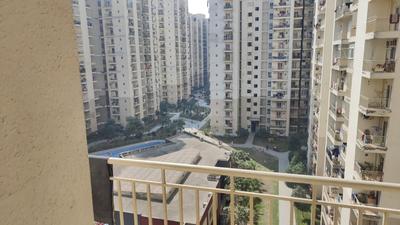 Balcony Image of 1270 Sq.ft 3 BHK Apartment / Flat for sale in Paramount Floraville, Sector 137 Noida for Rs. 14500000