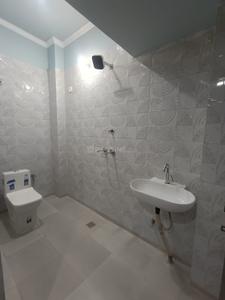 Bathroom Image of 750 Sq.ft 2 BHK Builder Floor for sale in Aya Nagar New Delhi for Rs. 3590000
