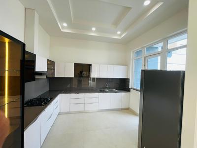 Kitchen Image of 1750 Sq.ft 3 BHK Apartment / Flat for sale in Adore Arpanam, Sector 83 Faridabad for Rs. 16500000