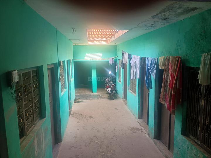 995 nai basti behind Rama inter College Pilibhit Main Image 1