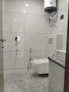 Common Bathroom Image of 1000 Sq.ft 3 BHK Builder Floor for sale in Said-Ul-Ajaib New Delhi for Rs. 7200000