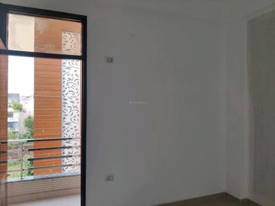 Bedroom Image of 750 Sq.ft 2 BHK Builder Floor for sale in DLF Ankur Vihar Ghaziabad for Rs. 2220069