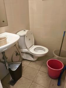 Common Bathroom Image of 1960 Sq.ft 3.5 BHK Apartment / Flat for sale in Mapsko Casa Bella, Sector 82 Gurgaon for Rs. 20500000