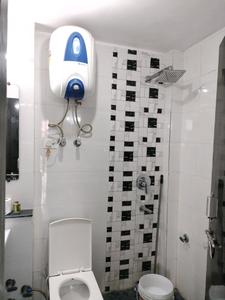 Common Bathroom Image of 1800 Sq.ft 3 BHK Apartment / Flat for sale in Sarve Satyam Apartment, Sector 4 Dwarka New Delhi for Rs. 32000000