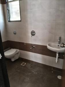 Bathroom Image of 800 Sq.ft 3 BHK Apartment / Flat for rent in Mangalam Life Park, Moshi Pune for Rs. 20000
