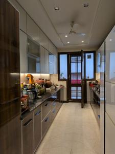 Kitchen Image of 2200 Sq.ft 3 BHK Builder Floor for sale in Greenwood City Floors, Sector 45 Gurgaon for Rs. 36000000