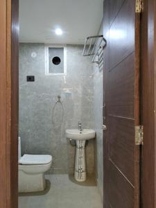 Common Bathroom Image of 1625 Sq.ft 3 BHK Apartment / Flat for sale in Arenaa Heights The Ultima 107, Sector 104 Noida for Rs. 9913000