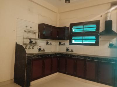 Kitchen Image of 750 Sq.ft 1 BHK Independent House for rent in Vrindavan Yojana Lucknow for Rs. 12000