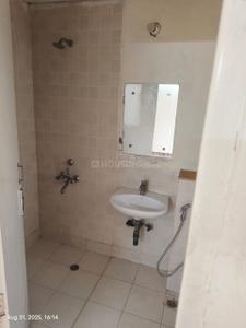 Bathroom Image of 1390 Sq.ft 3 BHK Apartment / Flat for sale in Jaypee Kosmos, Sector 134 Noida for Rs. 11500000