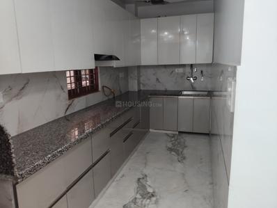 Kitchen Image of 1200 Sq.ft 3 BHK Builder Floor for rent in Preet Vihar New Delhi for Rs. 37000