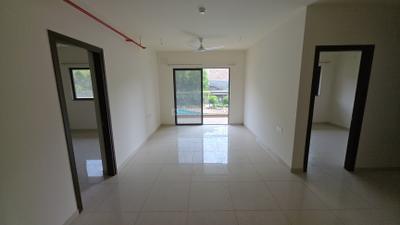 Living Room Image of 1000 Sq.ft 2 BHK Apartment / Flat for sale in Shapoorji Vanaha, Bavdhan Pune for Rs. 8500000