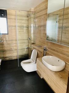 Bathroom Image of 1100 Sq.ft 2 BHK Apartment / Flat for sale in Lodha New Cuffe Parade, Sion Mumbai for Rs. 37000000