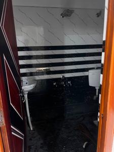 Bathroom Image of 1400 Sq.ft 3 BHK Builder Floor for rent in Deokali Ayodhya for Rs. 17000