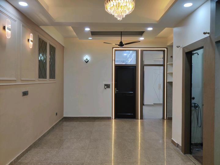 Shakti Khand, Indirapuram Main Image 1