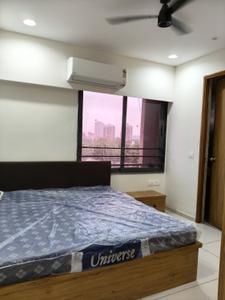 Bedroom Image of 1850 Sq.ft 3 BHK Apartment / Flat for rent in Shri Hari Sky, Bhadaj Ahmedabad for Rs. 30000