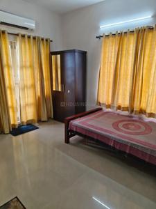 Bedroom Image of 1075 Sq.ft 2 BHK Apartment / Flat for rent in Vyttila Kochi for Rs. 32750
