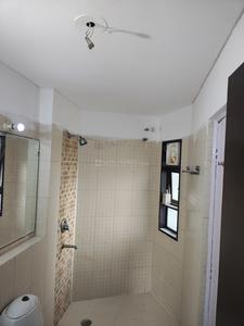 Bathroom Image of 1325 Sq.ft 2 BHK Apartment / Flat for sale in Eldeco Aamantran, Sector 119 Noida for Rs. 14500000