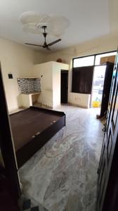 Bedroom Image of 1200 Sq.ft 1 RK Builder Floor for rent in Sector 39 Gurgaon for Rs. 10999
