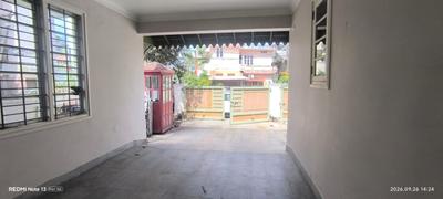 Balcony Image of 5000 Sq.ft 3.5 BHK Independent House for sale in M.G. Road Kochi for Rs. 50000000