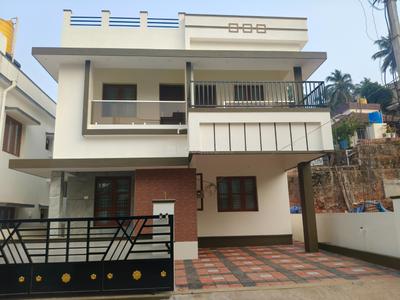 Image of 2000 Sq.ft 3 BHK Independent House for sale in Yeyyadi, Mangalore for Rs. 13000000
