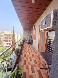 Balcony Image of 2000 Sq.ft 3 BHK Builder Floor for sale in BPTP District 6 Block L, Sector 84 Faridabad for Rs. 30000000