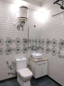 Common Bathroom One Image of 1890 Sq.ft 3 BHK Builder Floor for sale in DDA Residential Flats, Sector 8 Dwarka New Delhi for Rs. 30000000