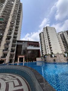 Image of 920 Sq.ft 2 BHK Apartment / Flat for sale in Sethi Max Royal, Sector 76, Noida for Rs. 10200000