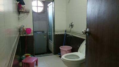 Bathroom Image of 900 Sq.ft 2 BHK Apartment / Flat for sale in Nahar Rosa Alba, Powai Mumbai for Rs. 24300000