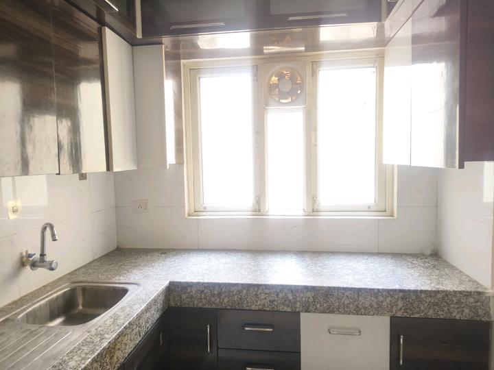 GLS South Avenue Main Image 1