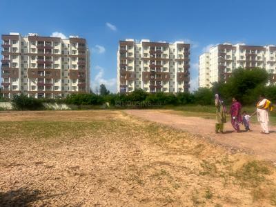 Image of 495 Sq.ft Residential Plot / Land for sale in Maruti Kunj, Gurgaon for Rs. 1950000