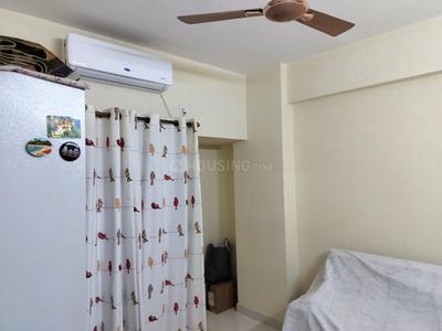 Bedroom Image of 823 Sq.ft 2 BHK Apartment / Flat for rent in Eternis, Madhyamgram Kolkata for Rs. 25000