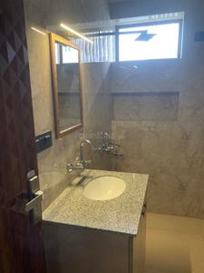 Bathroom Image of 3150 Sq.ft 4 BHK Builder Floor for rent in Sector 31 Faridabad for Rs. 50000