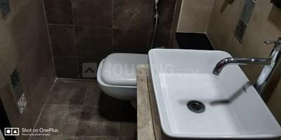 Bathroom Image of 1200 Sq.ft 2 BHK Apartment / Flat for rent in Cooke Town Bengaluru for Rs. 27000