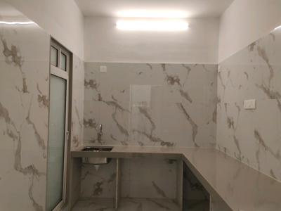 Kitchen Image of 650 Sq.ft 2 BHK Apartment / Flat for sale in Emerald Dotom Isle, Kandivali West Mumbai for Rs. 13500000