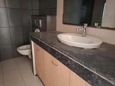 Image of 1430 Sq.ft 2 BHK Apartment / Flat for rent in Raheja Vedaanta, Sector 108, Gurgaon for Rs. 28000