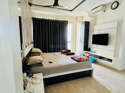 Bedroom Image of 2000 Sq.ft 4 BHK Apartment / Flat for sale in Lodha Aura, Sion Mumbai for Rs. 75000000