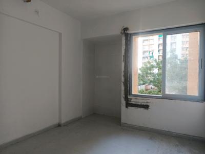 Bedroom Image of 630 Sq.ft 1 BHK Apartment / Flat for rent in Akshar Altorios, Amanora Park Town Pune for Rs. 25000