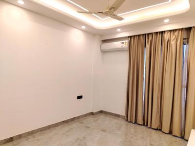 Bedroom Image of 2500 Sq.ft 4 BHK Builder Floor for sale in Paras Square, Sector 59 Gurgaon for Rs. 29500000