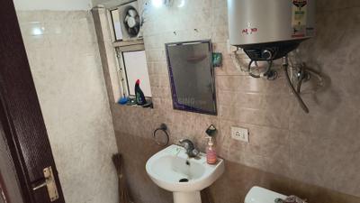 Image of 1349 Sq.ft 3 BHK Apartment / Flat for rent in Gardenia Glory, Sector 46, Noida for Rs. 36500