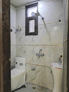 Common Bathroom Image of 910 Sq.ft 2 BHK Builder Floor for sale in Indirapuram Ghaziabad for Rs. 8500000