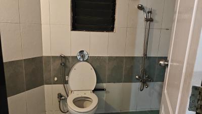 Image of 1014 Sq.ft 2 BHK Apartment / Flat for rent in Kumar Kruti, Kalyani Nagar, Pune for Rs. 40000