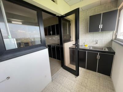 Kitchen Image of 2483 Sq.ft 3.5 BHK Apartment / Flat for sale in Sobha Marina One, Marine Drive Kochi for Rs. 38000000