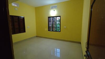 Bedroom Image of 1700 Sq.ft 2 BHK Independent House for rent in Urali Cuttack for Rs. 9500