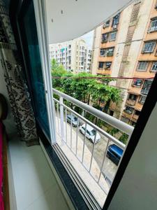 Balcony Image of 699 Sq.ft 2 BHK Apartment / Flat for rent in Royal Oasis, Malad West Mumbai for Rs. 60000